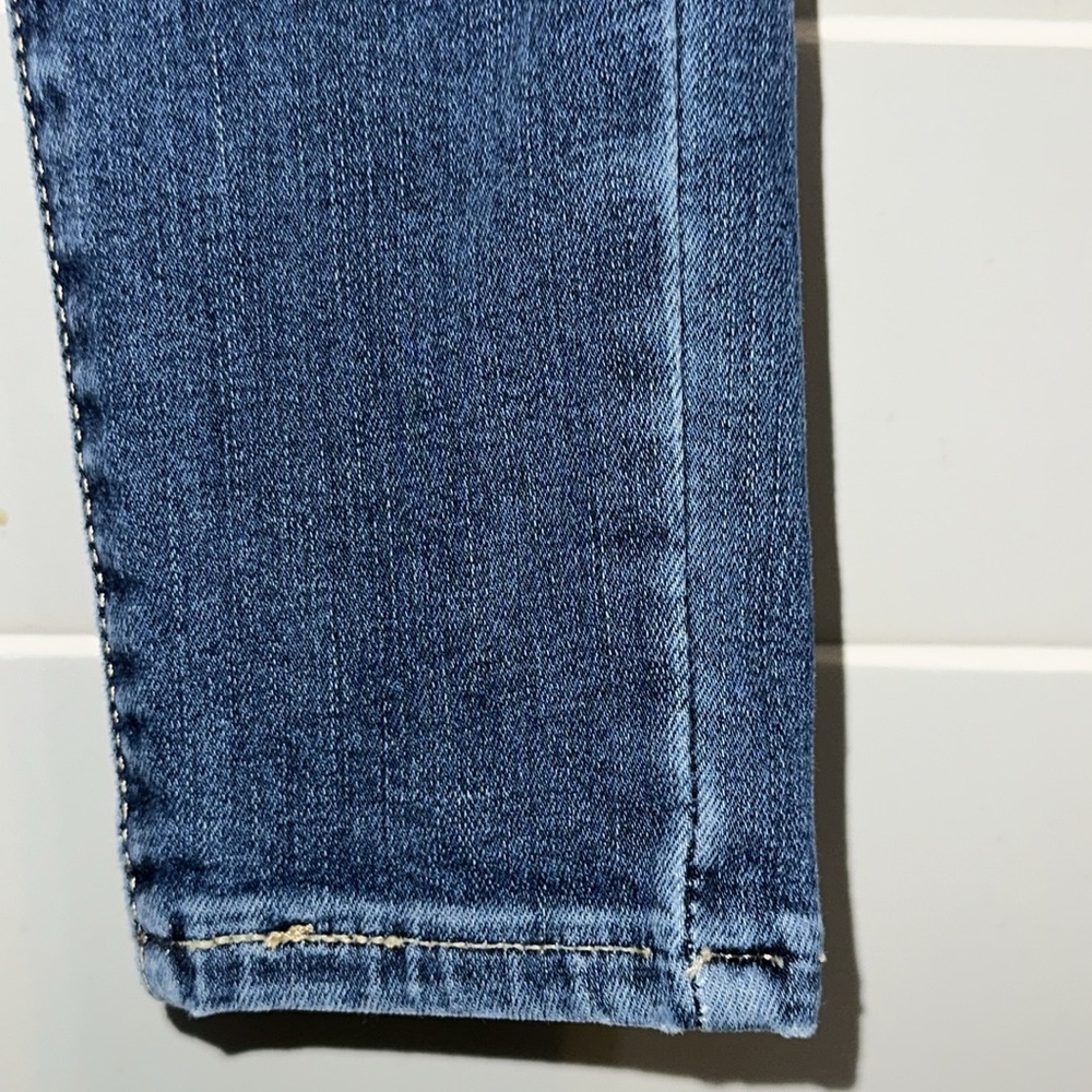 Levi’s 720 High Rise Super Skinny Jeans - Picture 9 of 17